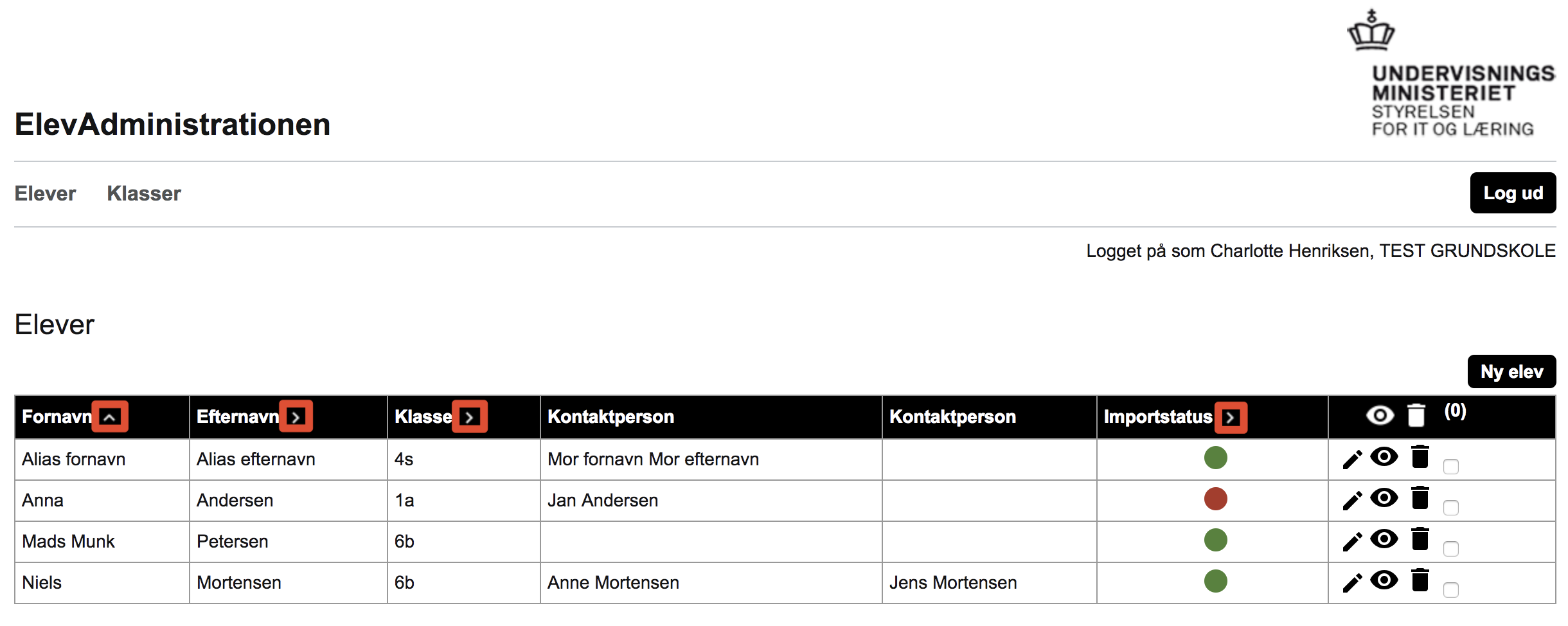 Billedet viser hvordan du kan sortere dine elever på baggrund af eksempelvis fornavn, efternavn, klasse eller importstatus.