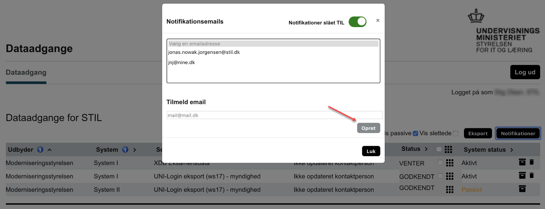 På billedet ses skrivefeltet til indtastning af e-mailadresser og knappen Opret.