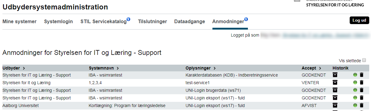 Billedet viser det blå ikon med bogstavet 'i' indeni på fanen Anmodninger. Derudover ses arkivkasse ikonet under kolonnen Historik.